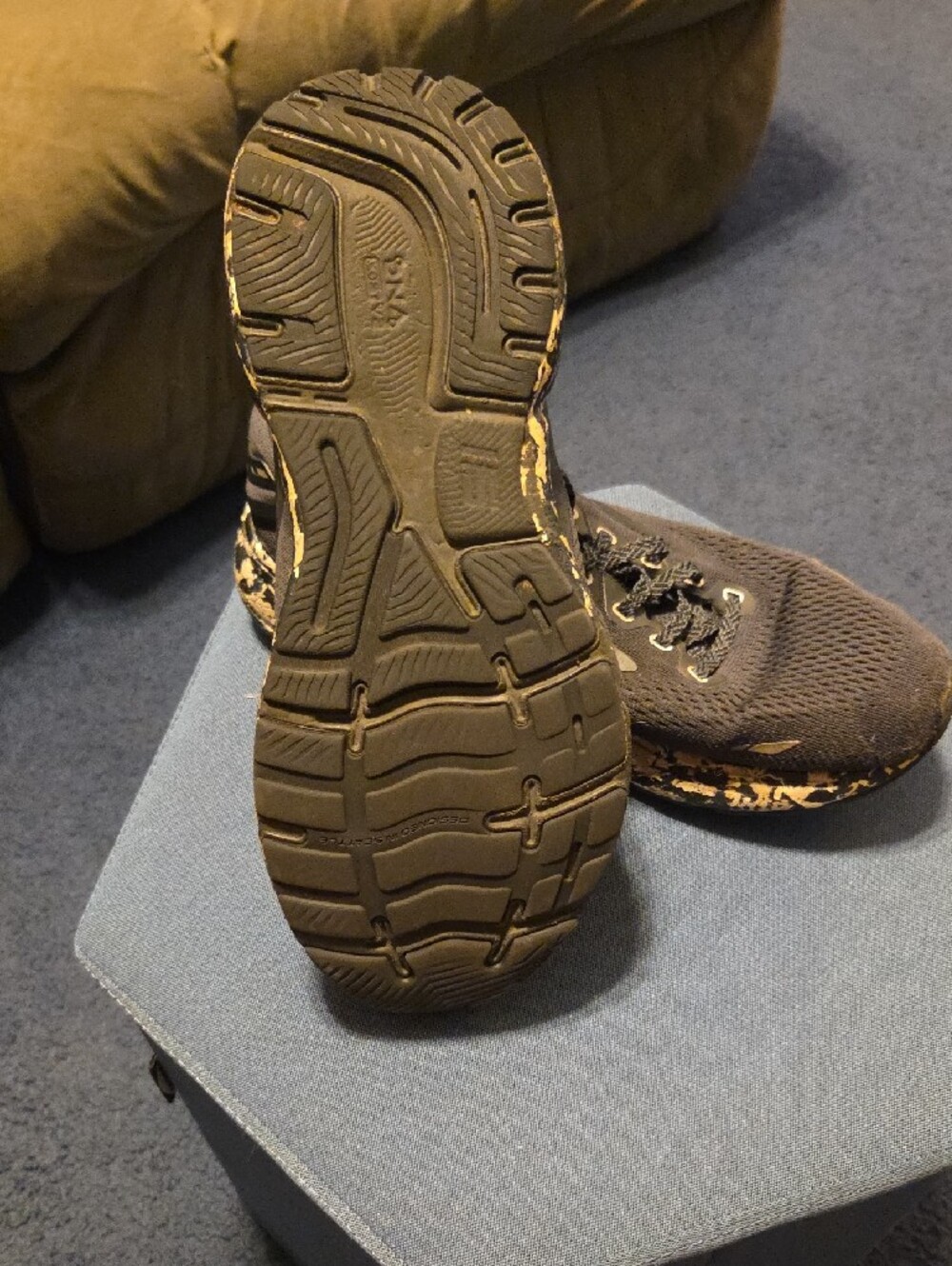 Brooks Women's Black Running Shoes with Gold Accent Midsole - Picture 2 of 3
